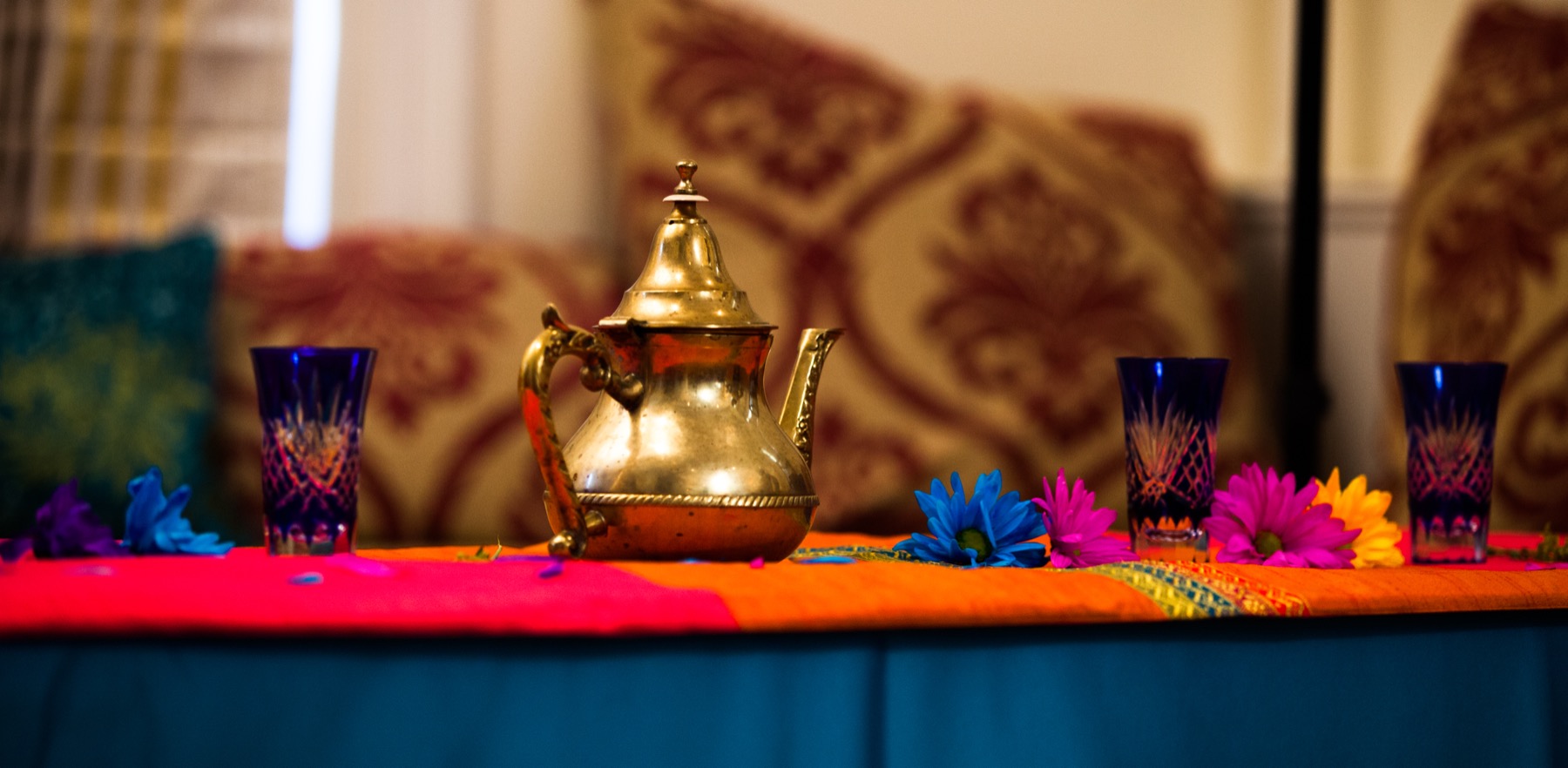 Table setting from the Life Color Pics archive