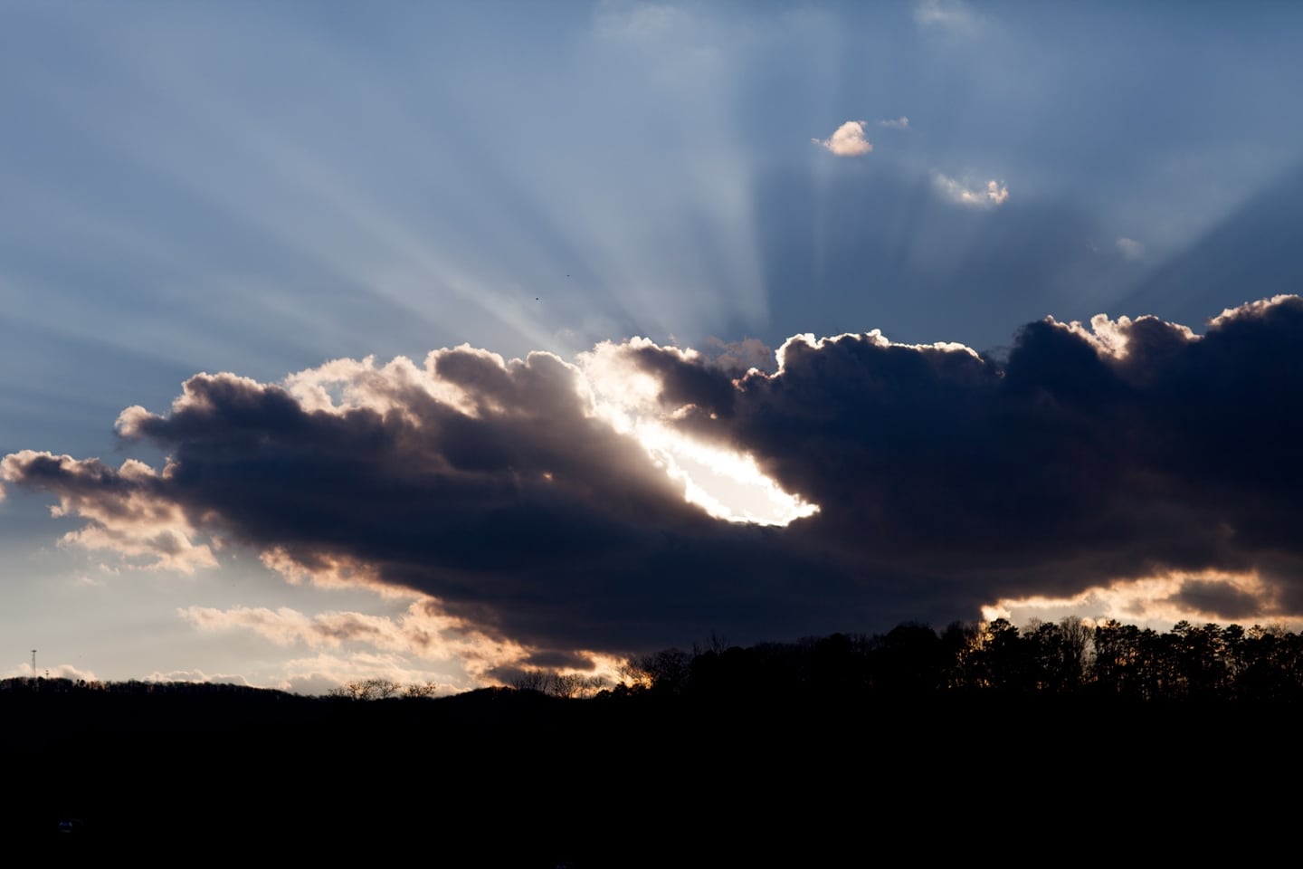 Breaking Light by Karlon Cromwell